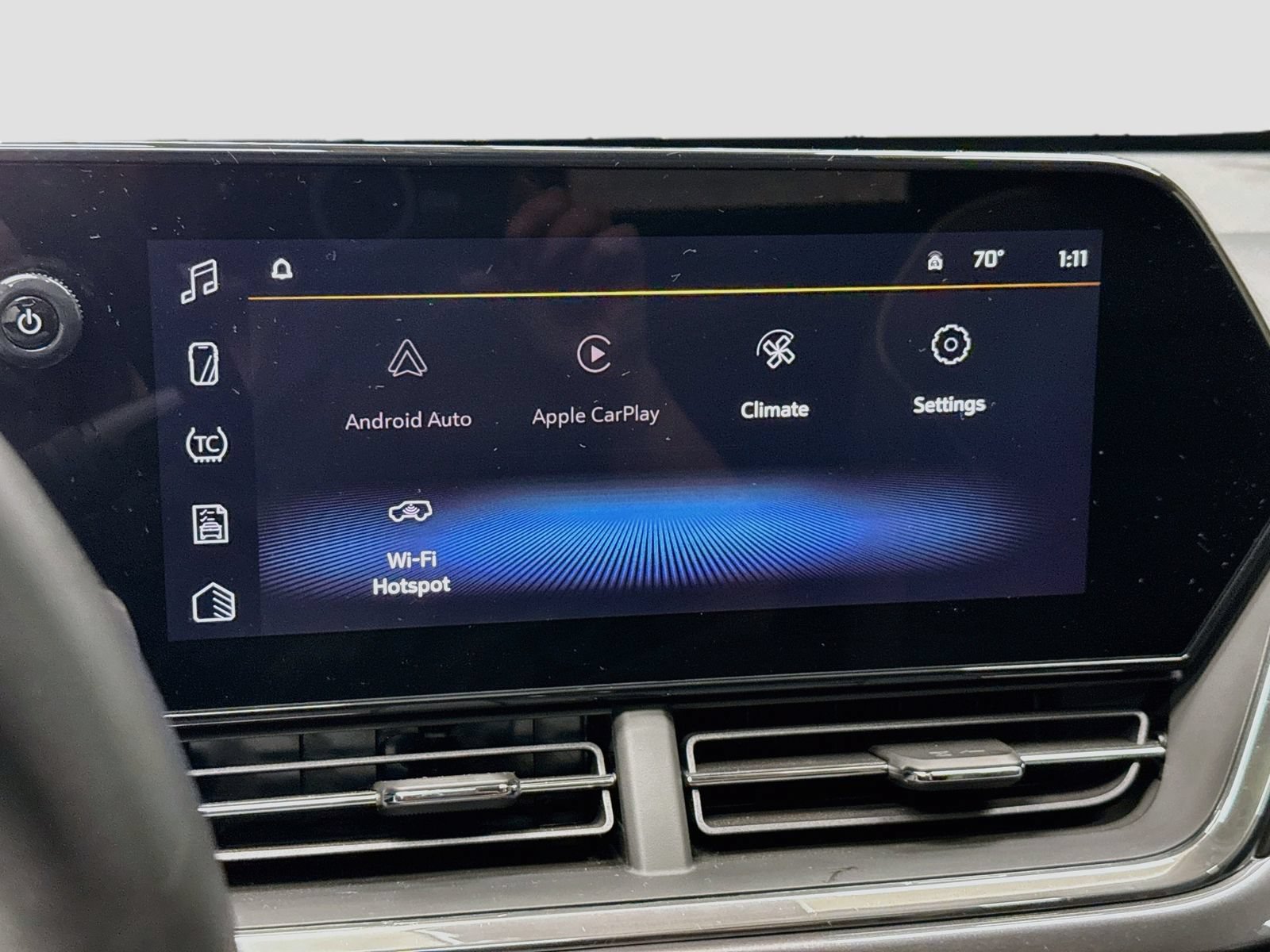 New 2026 Chevrolet Trax ACTIV w/ Sunroof Package FWD image 19