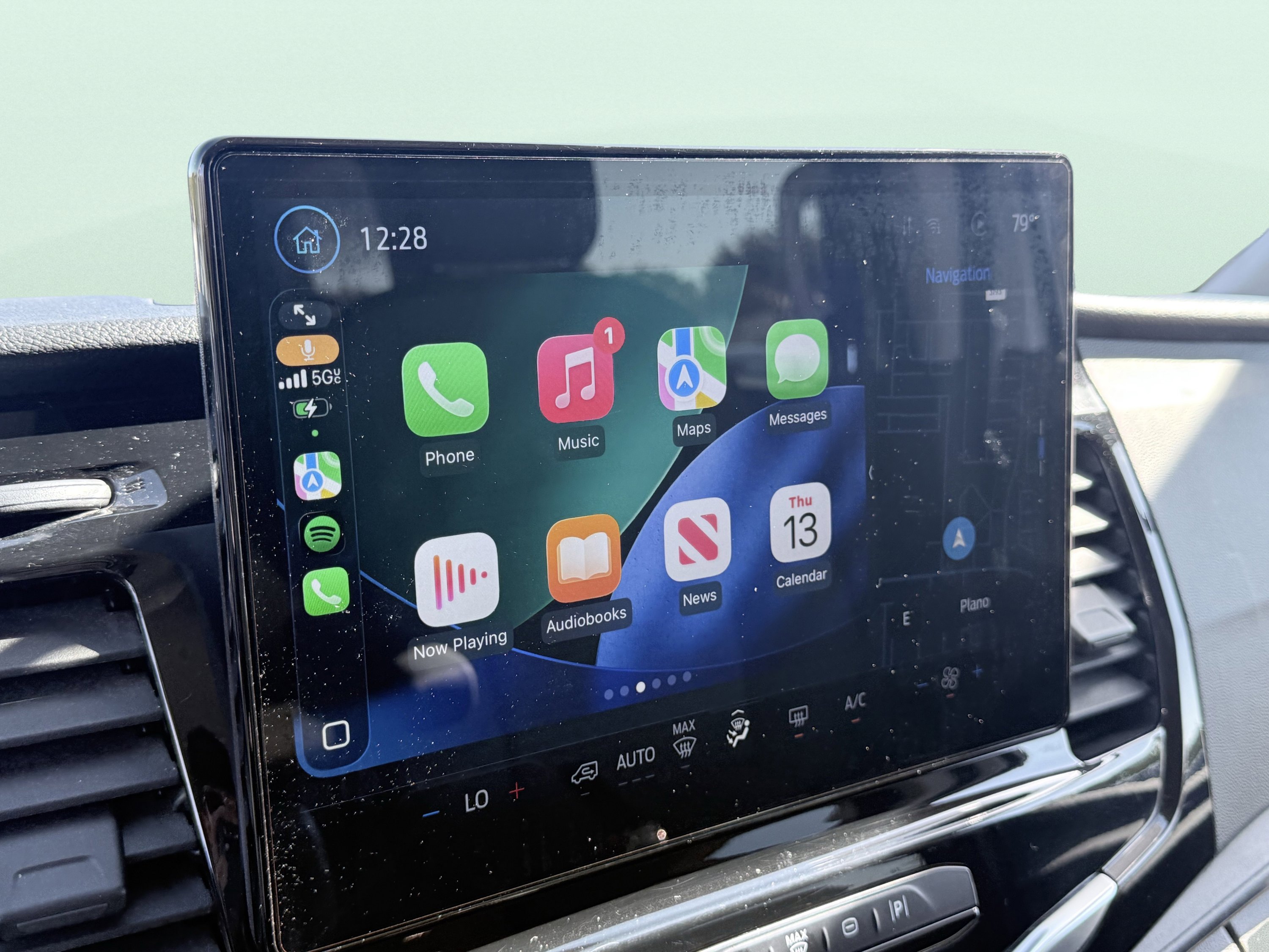 Used 2023 Ford Transit 350 XLT image 52