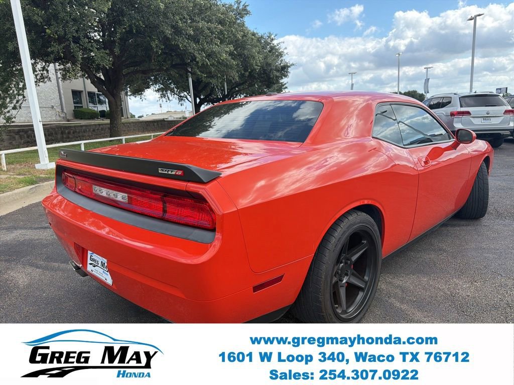 Used 2009 Dodge Challenger SRT8 w/ SRT Option Group II RWD image 3