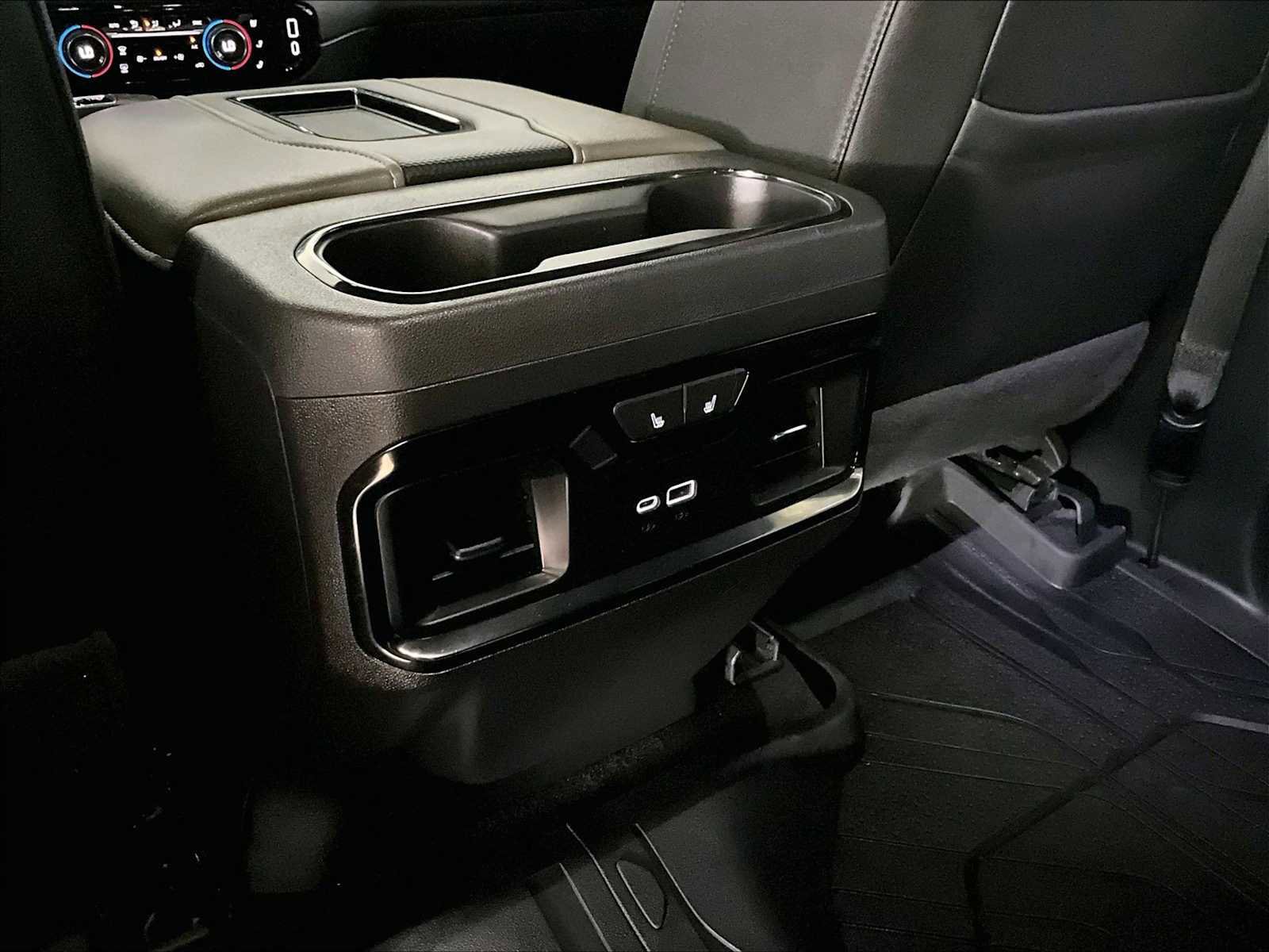 Used 2022 Chevrolet Silverado 1500 ZR2 w/ Technology Package image 29