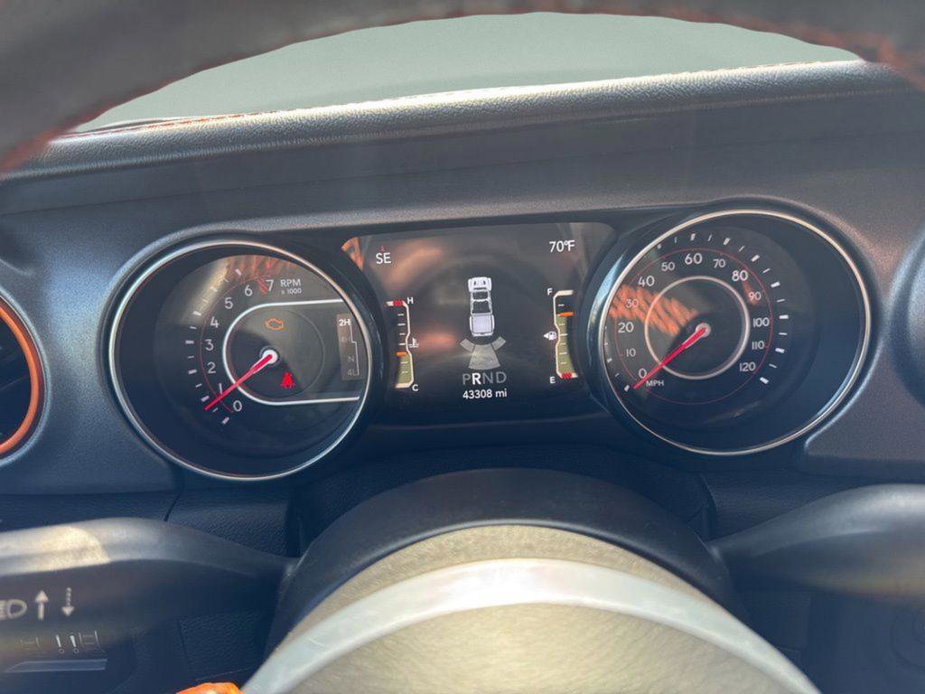 Used 2021 Jeep Gladiator Mojave AWD/4WD image 15