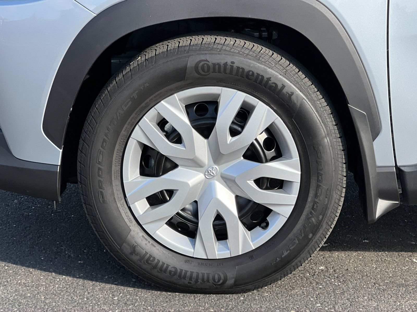 Used 2026 Toyota Corolla Cross L FWD image 23
