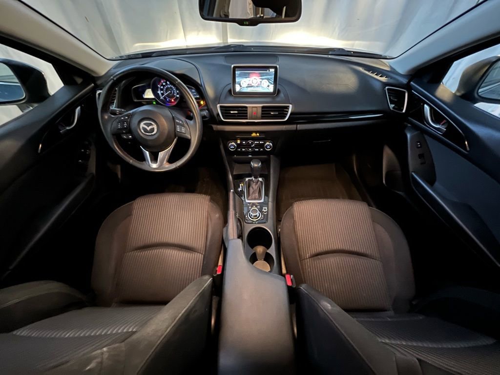 Used 2016 MAZDA MAZDA3 i Touring w/ Popular Equipment Package image 13