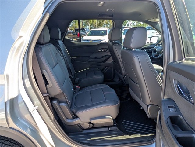 Certified 2024 Chevrolet Traverse RS image 13