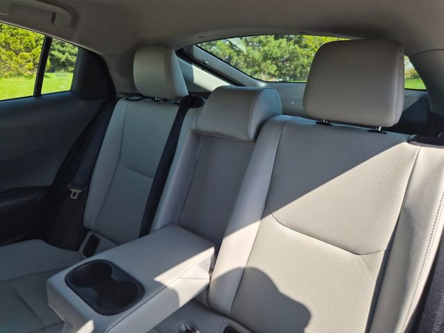 Used 2024 Toyota Prius XLE AWD/4WD image 38