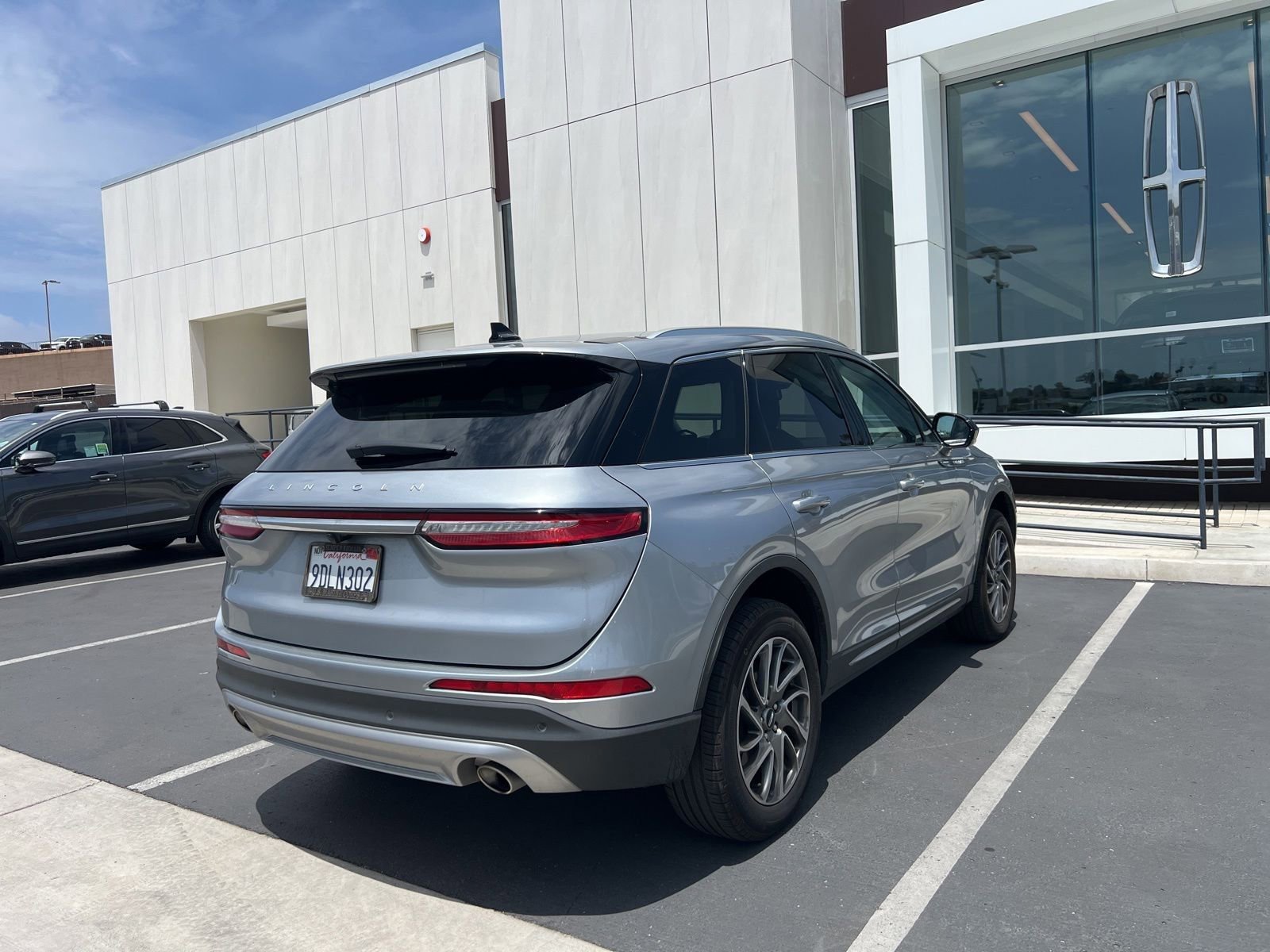 Used 2022 Lincoln Corsair FWD image 6