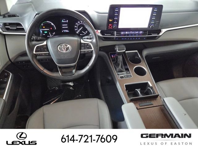 Used 2021 Toyota Sienna XLE FWD image 19