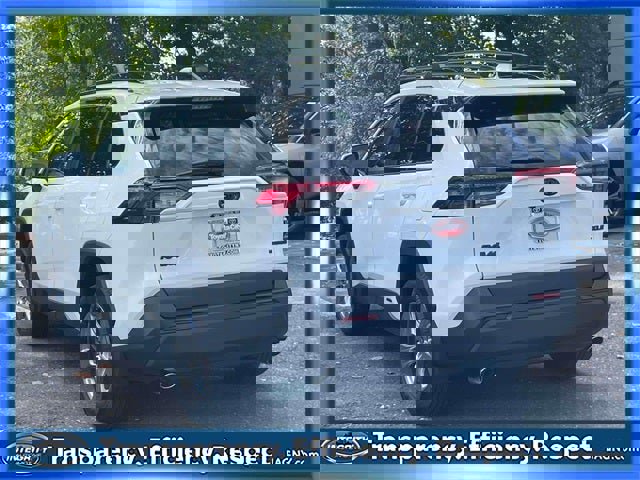 Used 2023 Toyota RAV4 XLE image 8