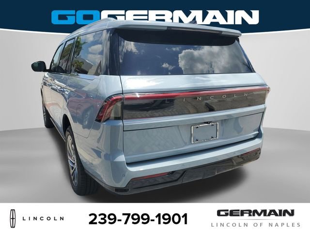New 2025 Lincoln Navigator Reserve AWD/4WD image 10
