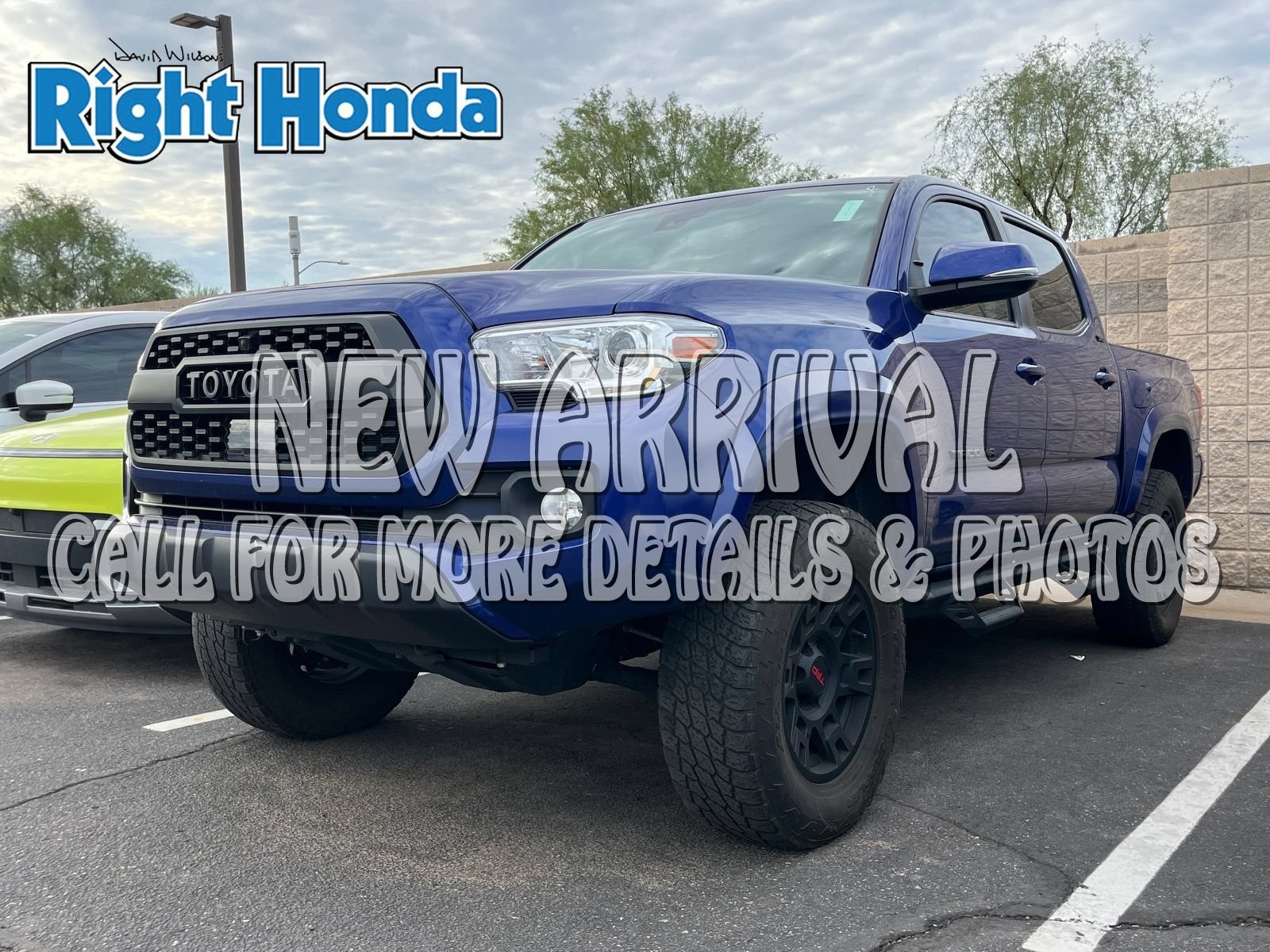 Used 2022 Toyota Tacoma SR5 w/ Technology Package