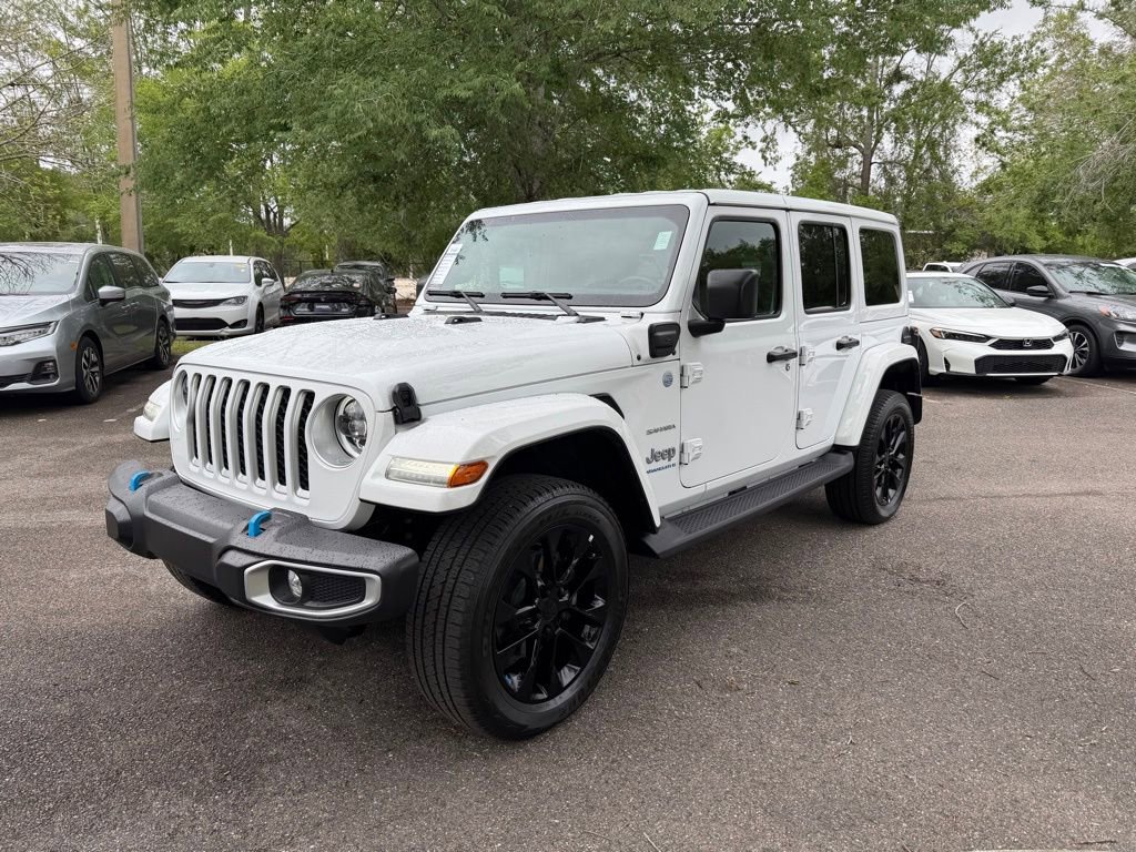 Used 2023 Jeep Wrangler Unlimited Sahara w/ Cold Weather Group image 3