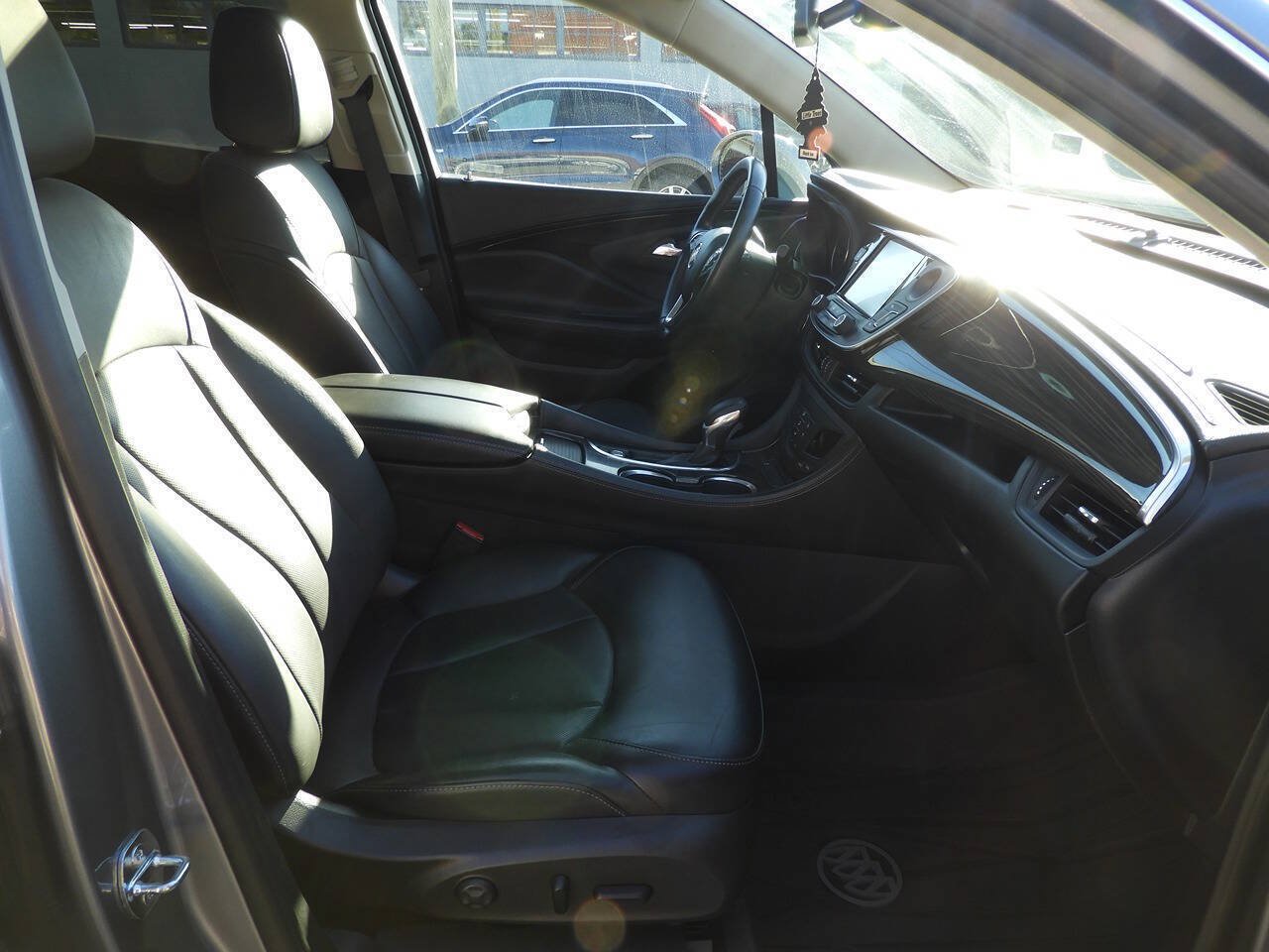 Used 2019 Buick Envision Premium AWD/4WD image 40
