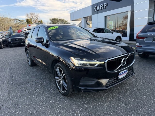 Used 2019 Volvo XC60 T5 Momentum w/ Premium Package image 1
