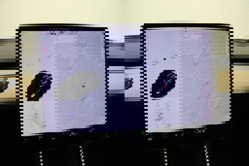 Used 2020 Tesla Model 3 Standard Range Plus image 18