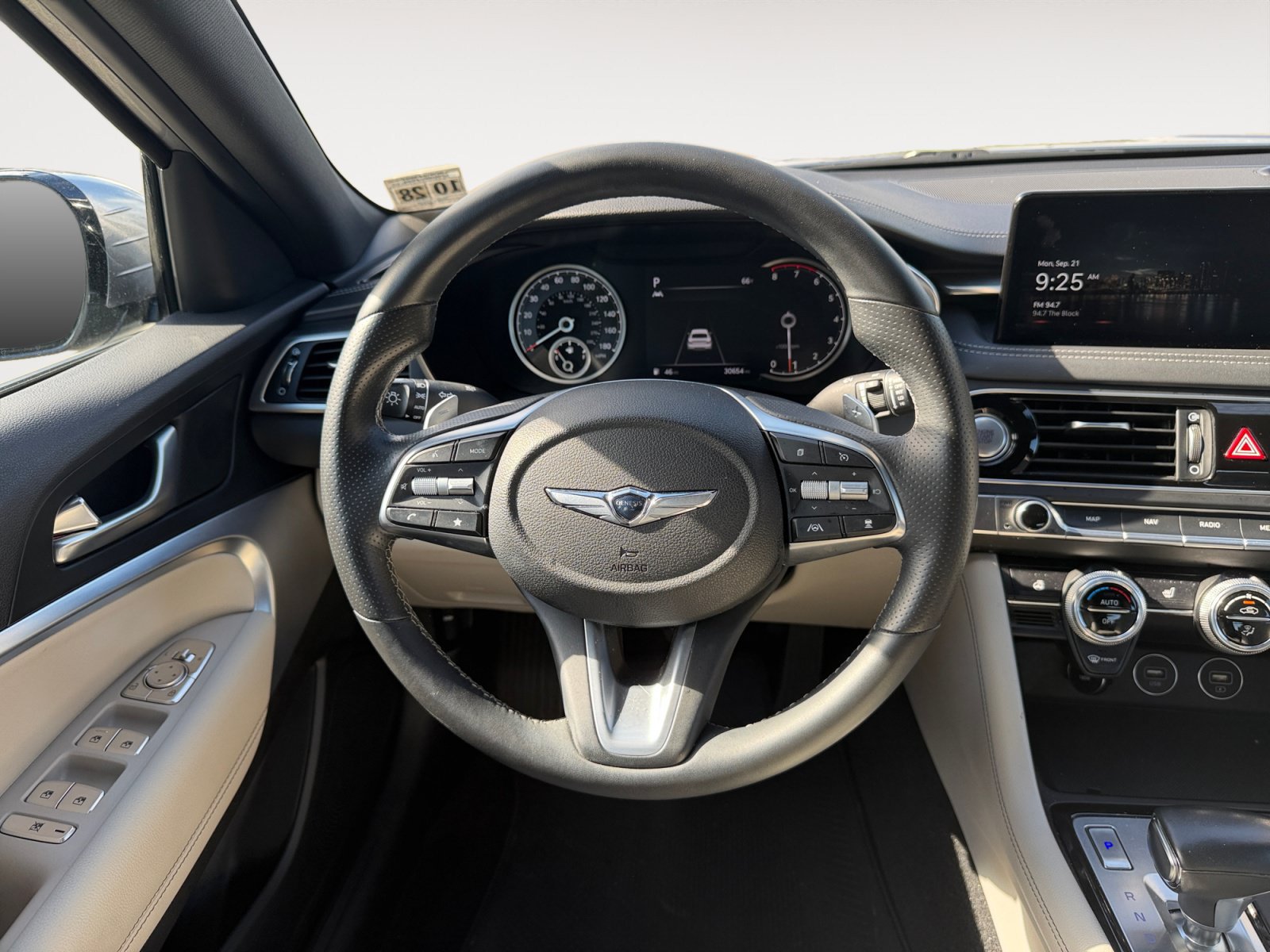 Used 2023 Genesis G70 2.0T AWD/4WD image 21