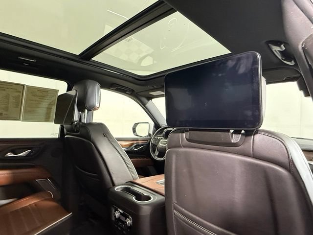 Used 2023 GMC Yukon Denali Ultimate AWD/4WD image 28