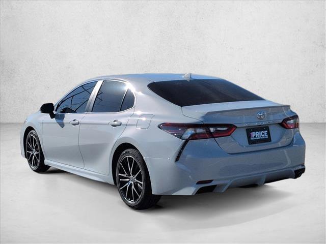 Used 2022 Toyota Camry SE w/ Carpet Mat Package (TMS) image 8