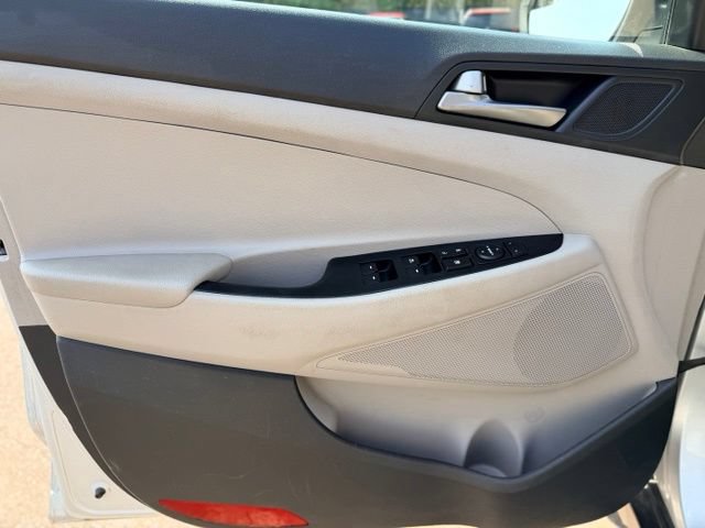 Used 2018 Hyundai Tucson SEL FWD image 16