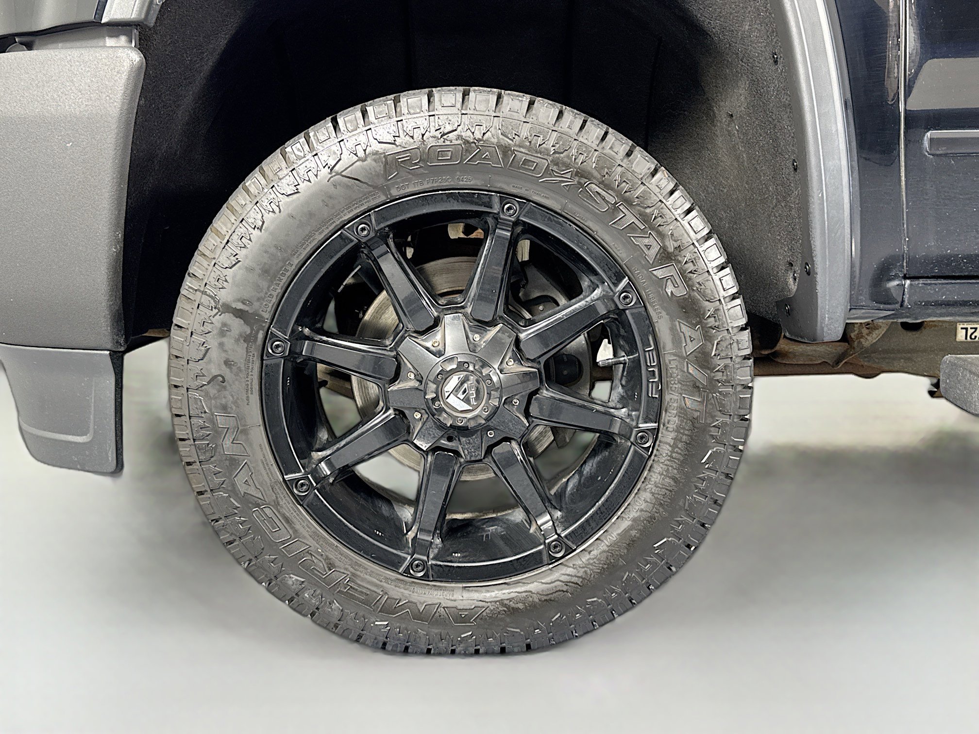 Used 2017 GMC Sierra 2500 SLT AWD/4WD image 30