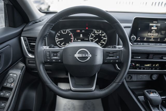 Used 2026 Nissan Rogue SV image 33