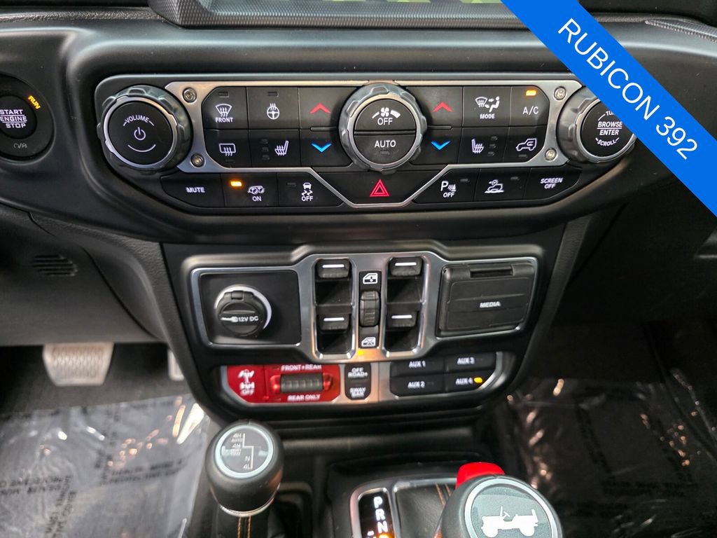 Used 2022 Jeep Wrangler Unlimited Rubicon w/ Trailer Tow Package AWD/4WD image 23