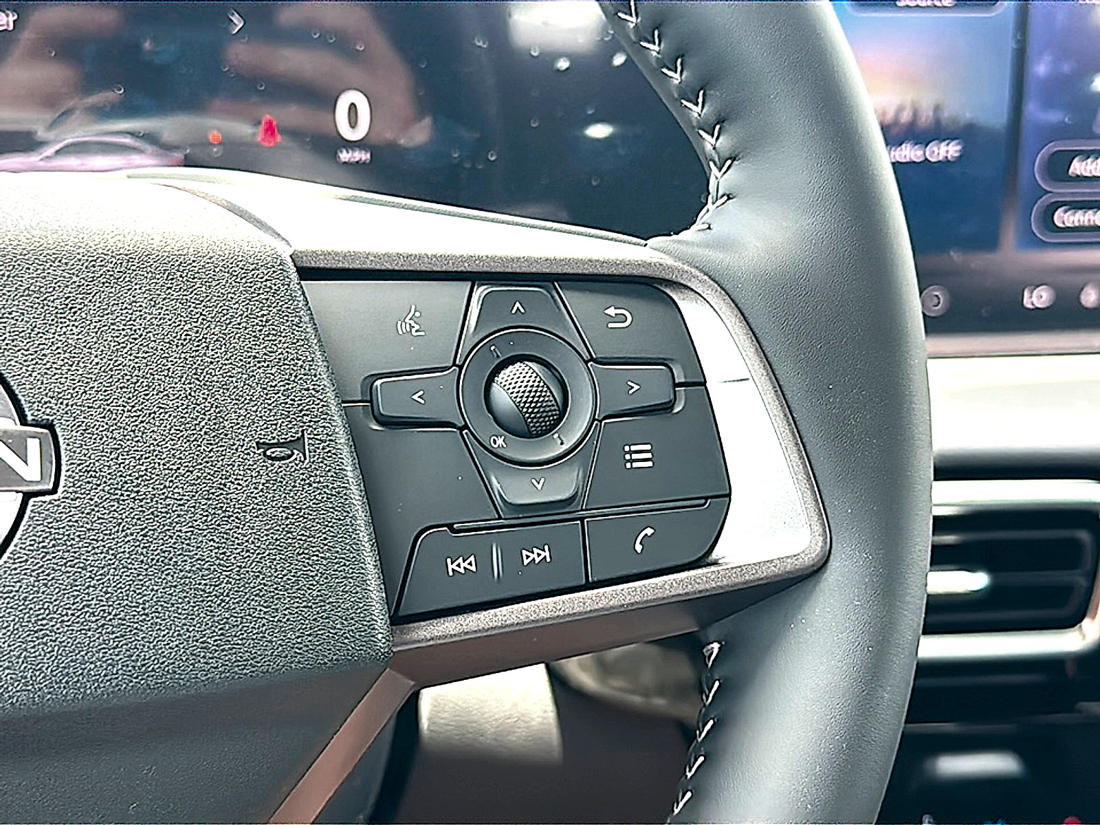 New 2026 Nissan Sentra SV w/ SV Convenience Package FWD image 19