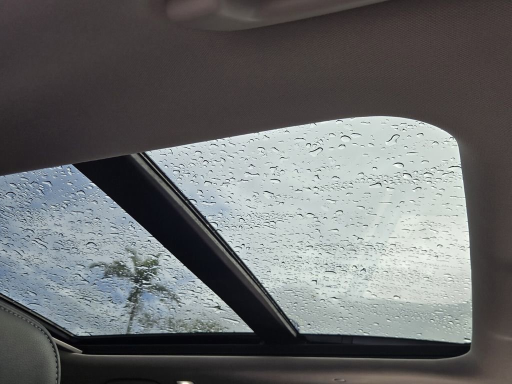 Used 2025 Honda Pilot Touring image 20