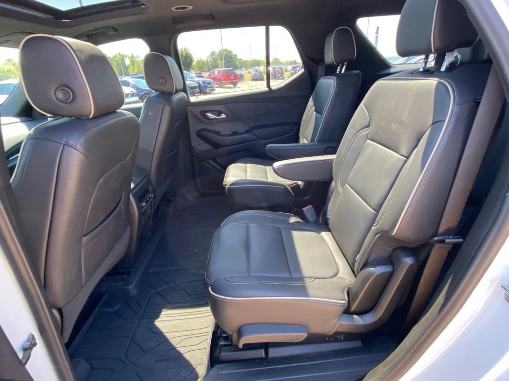 Used 2023 Chevrolet Traverse Premier w/ Redline Edition AWD/4WD image 22
