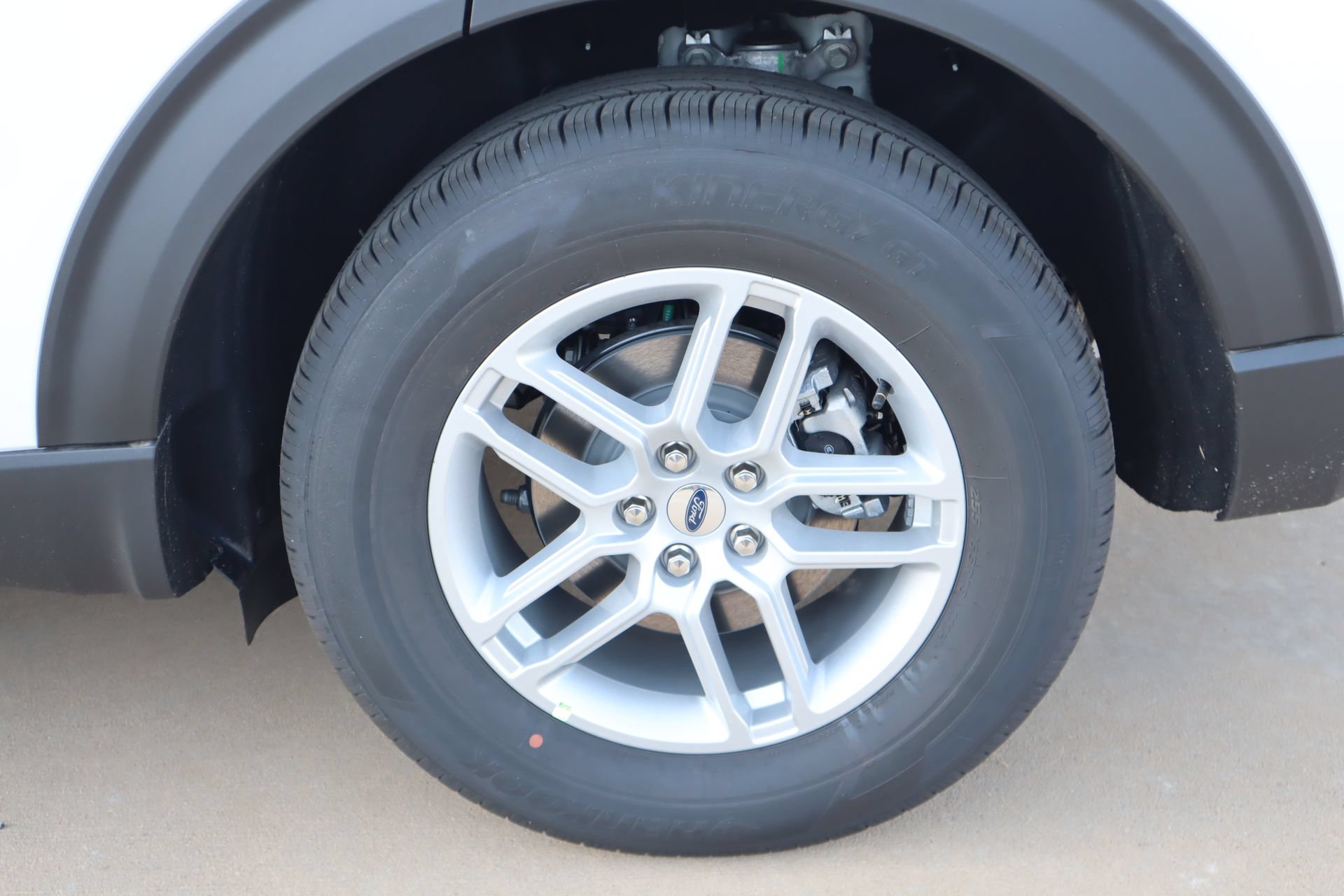 New 2026 Ford Explorer Active w/ Active Comfort Package RWD image 19