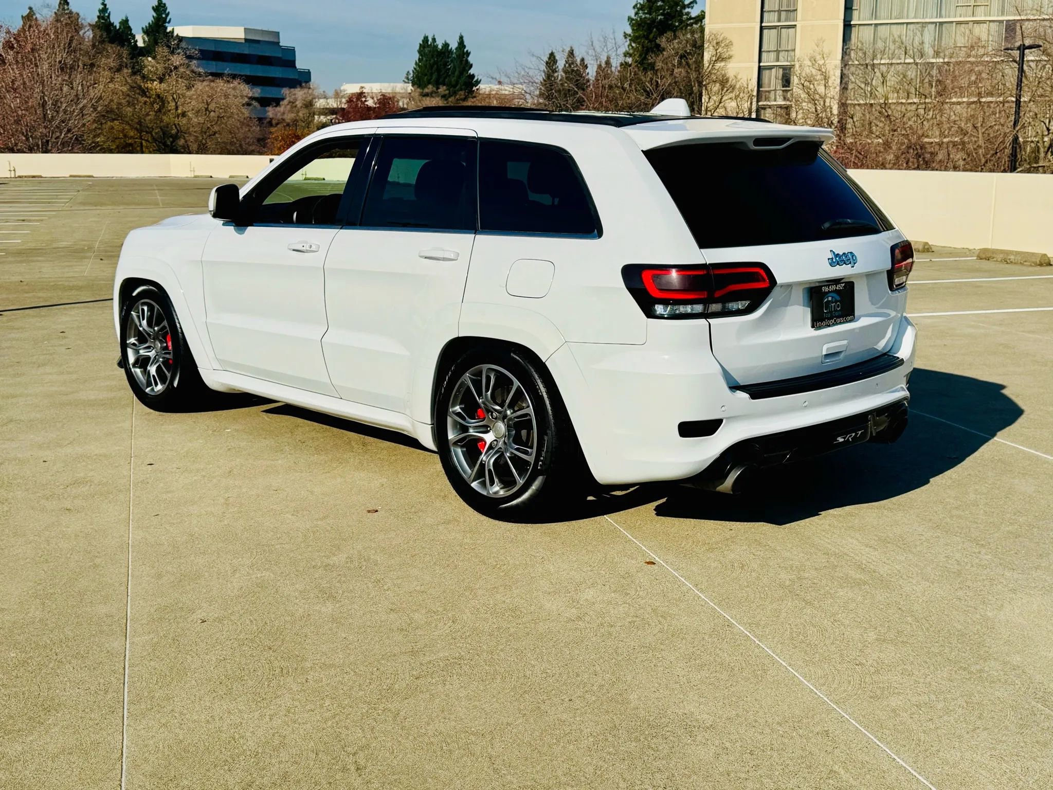 Used 2014 Jeep Grand Cherokee SRT8 w/ Luxury Group II image 5