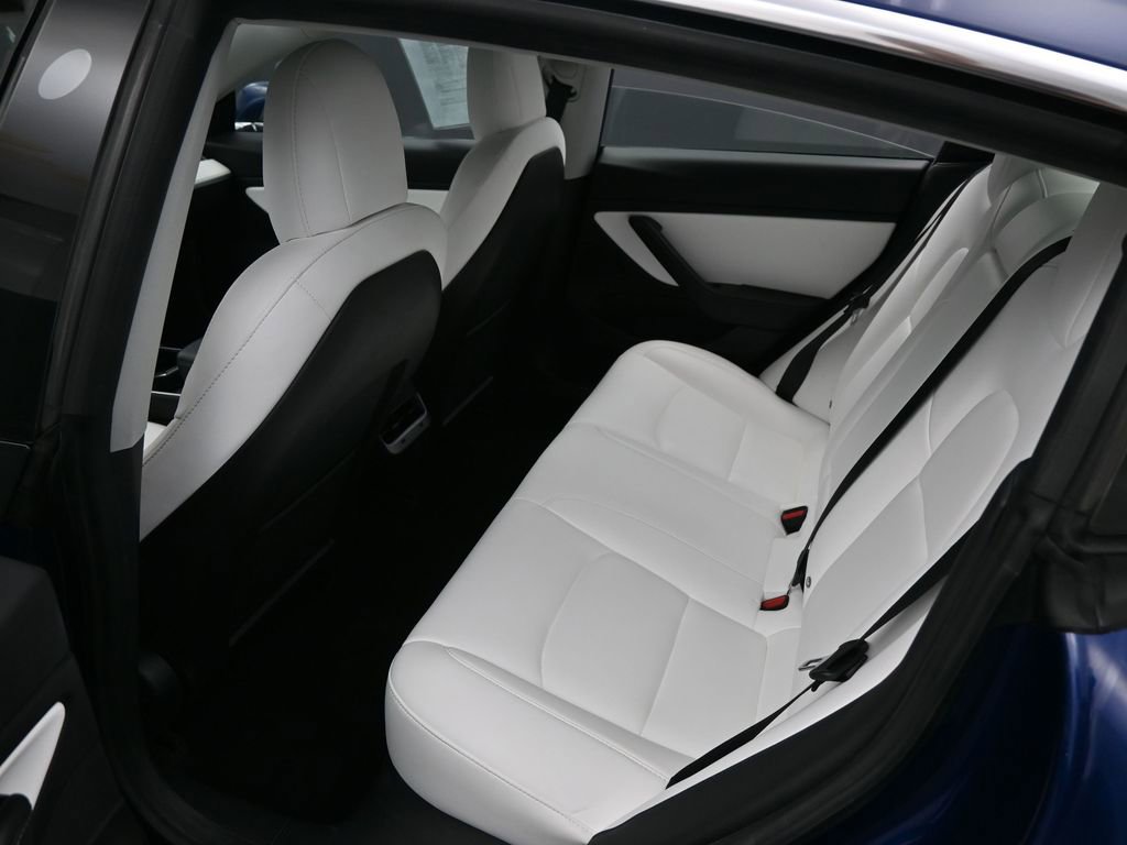 Used 2018 Tesla Model 3 Performance image 26