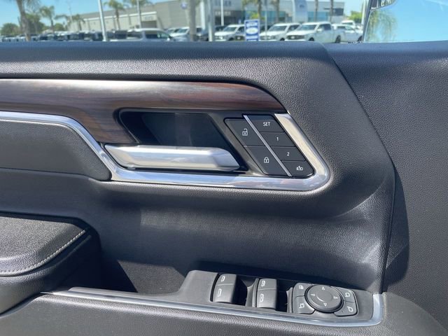 Used 2024 GMC Sierra 1500 SLT w/ SLT Convenience Package AWD/4WD image 23