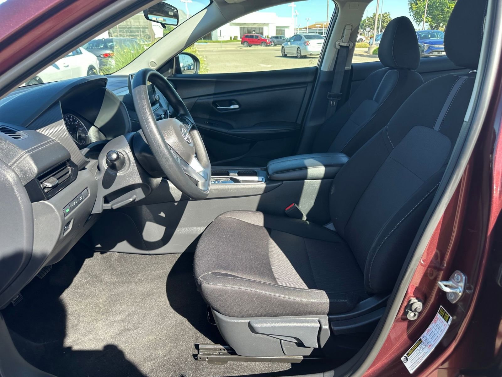 Used 2025 Nissan Sentra SV image 27