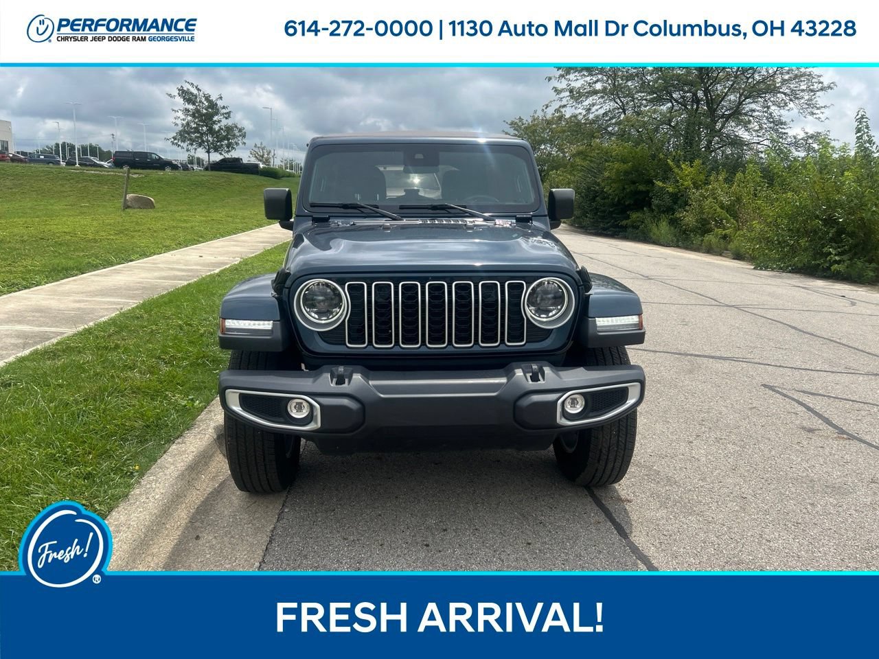 Used 2025 Jeep Wrangler Unlimited Sahara AWD/4WD image 9