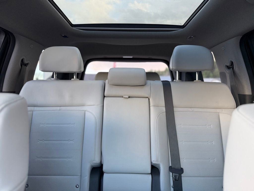 Used 2024 Hyundai Santa Fe Limited image 25