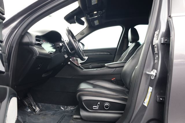 Used 2023 Maserati Grecale GT image 11