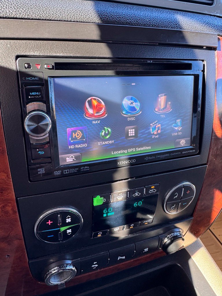 Used 2008 Chevrolet Avalanche LT w/ LT Preferred Equipment Group AWD/4WD image 20