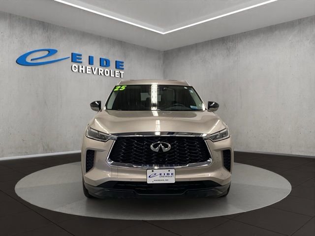 Used 2025 INFINITI QX60 Luxe AWD/4WD image 9