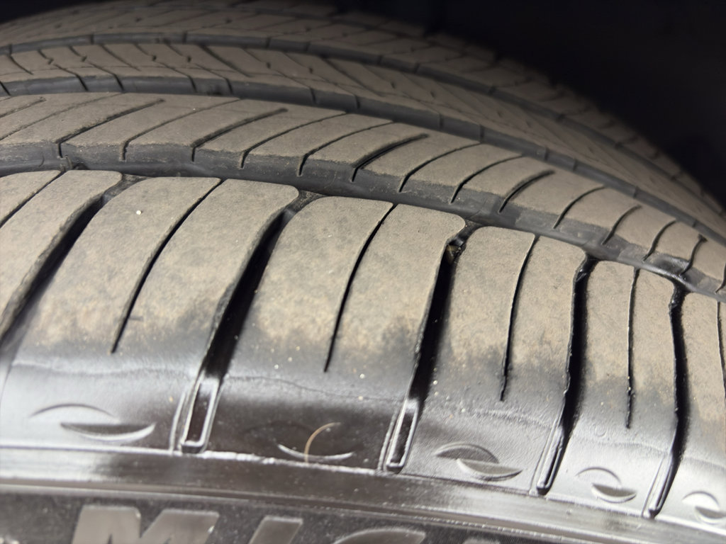 Used 2022 Genesis GV70 2.5T w/ Sport Prestige Package image 10