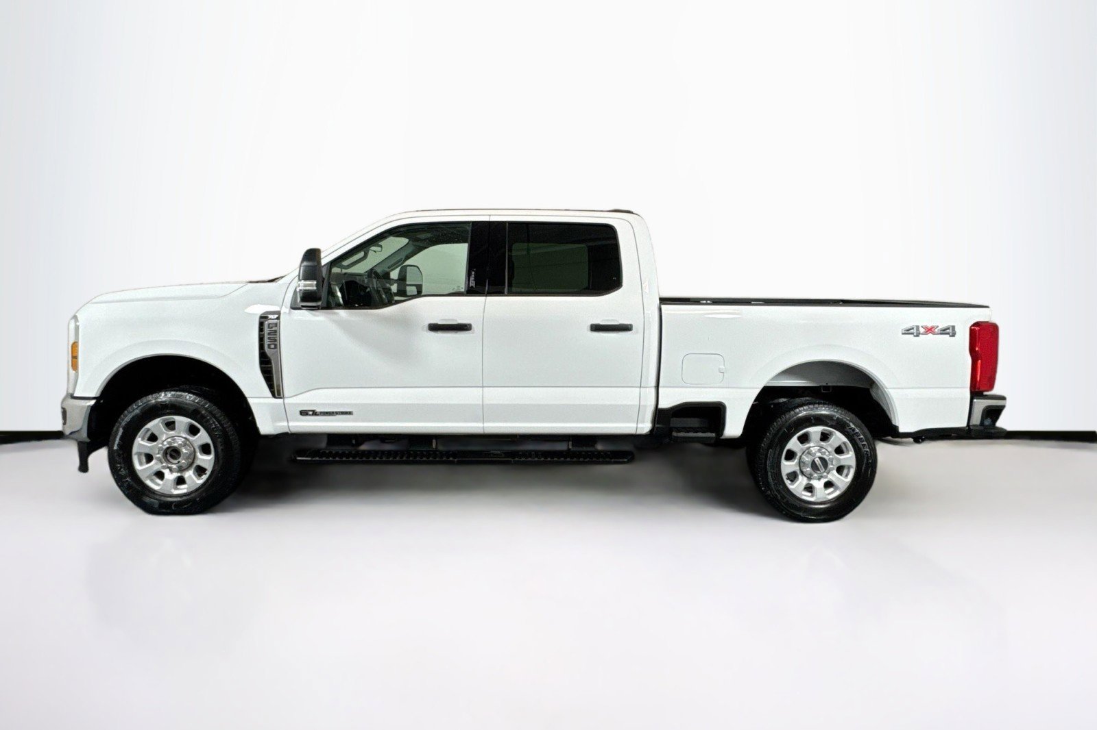 Used 2024 Ford F250 XLT image 8