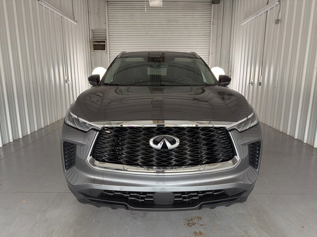 Certified 2024 INFINITI QX60 Luxe image 2