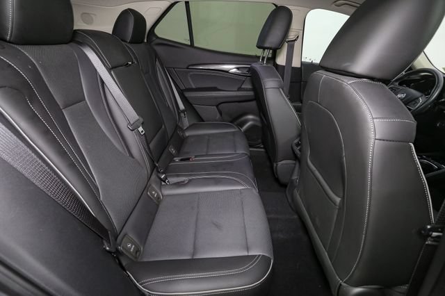 Used 2022 Buick Envision Essence w/ Safety Package FWD image 18
