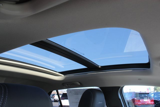 New 2026 Buick Encore GX Avenir w/ Avenir Technology Package image 5