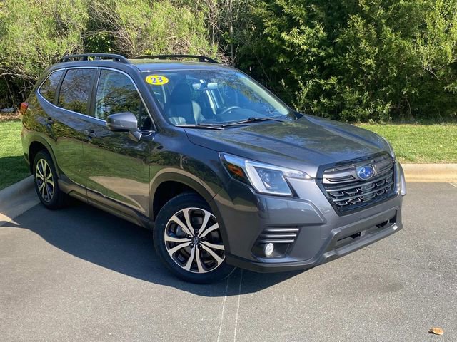 Used 2023 Subaru Forester Limited AWD/4WD image 1