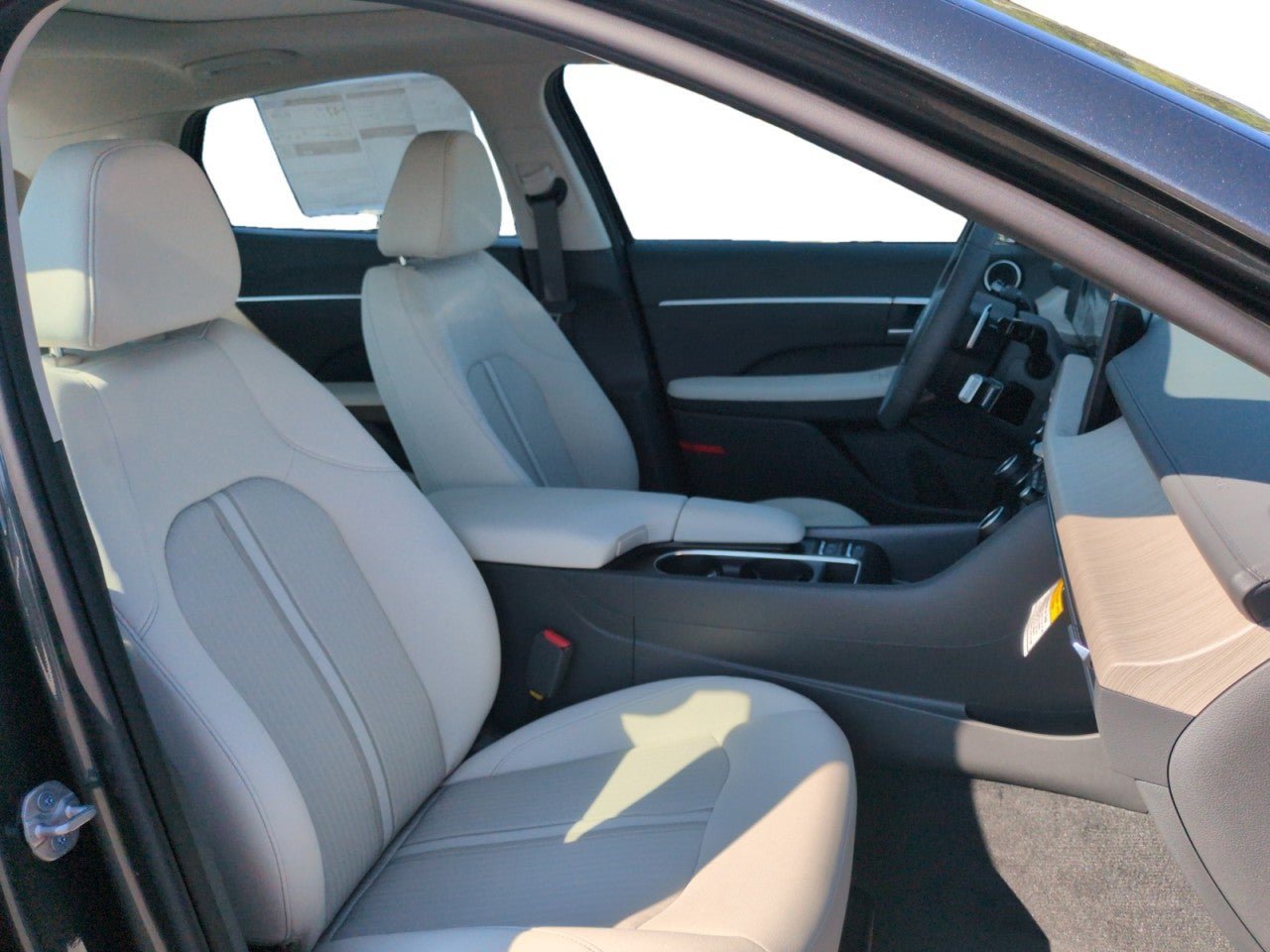New 2026 Hyundai Sonata SEL FWD image 28