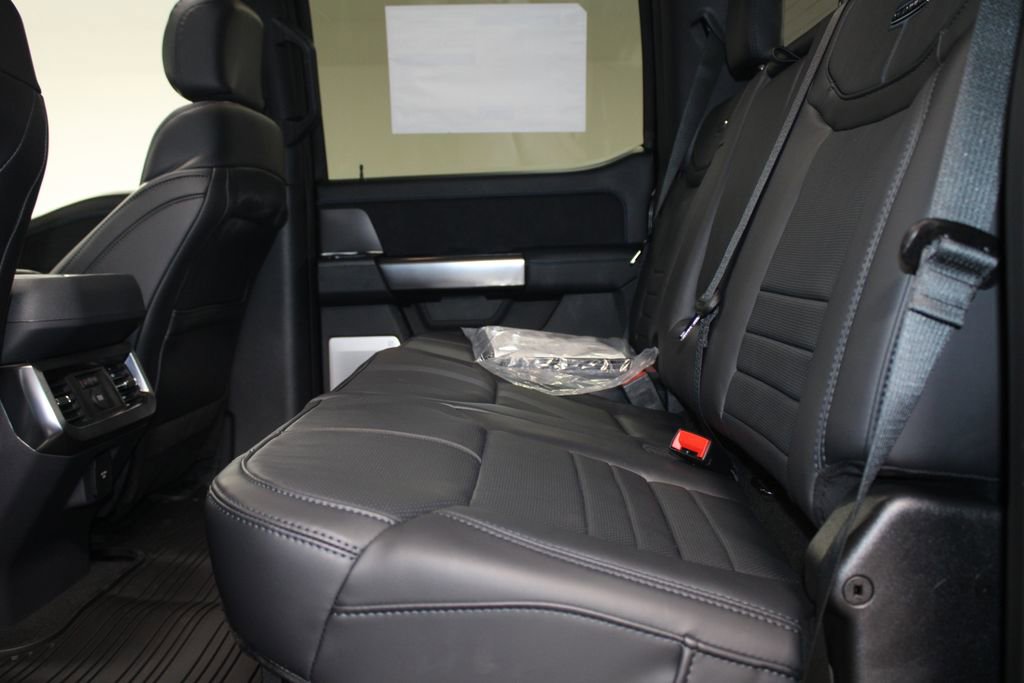 New 2026 Ford F350 4x4 Crew Cab DRW Super Duty image 28