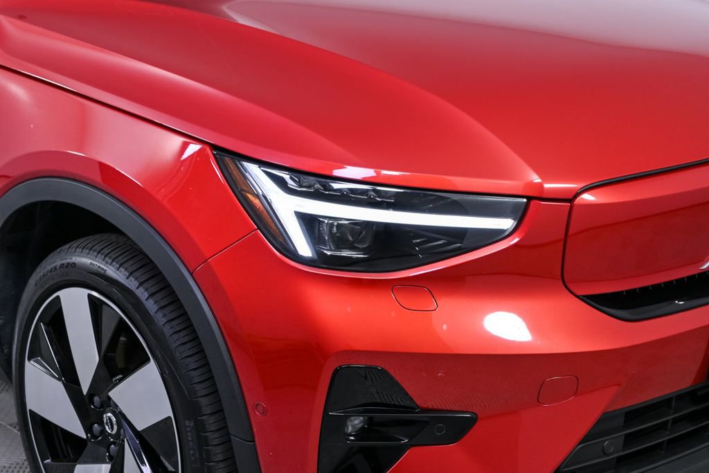 Used 2023 Volvo C40 P8 Recharge Ultimate image 39