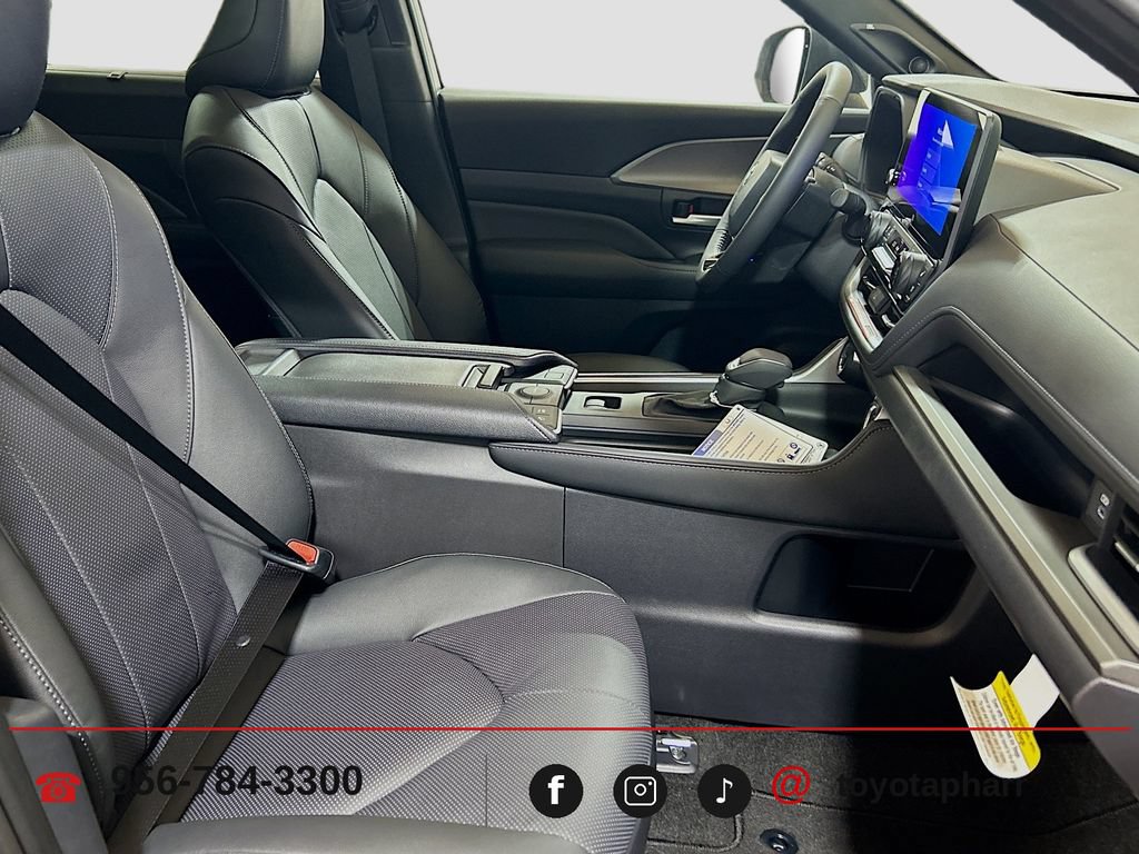 New 2026 Toyota Grand Highlander AWD Hybrid image 30