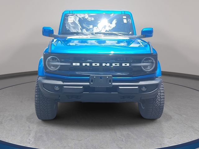 Used 2024 Ford Bronco Outer Banks AWD/4WD image 2