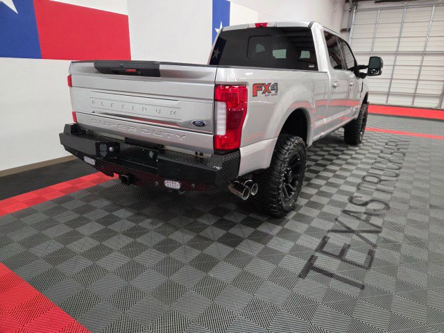 Used 2017 Ford F250 Platinum w/ Platinum Ultimate Package AWD/4WD image 19